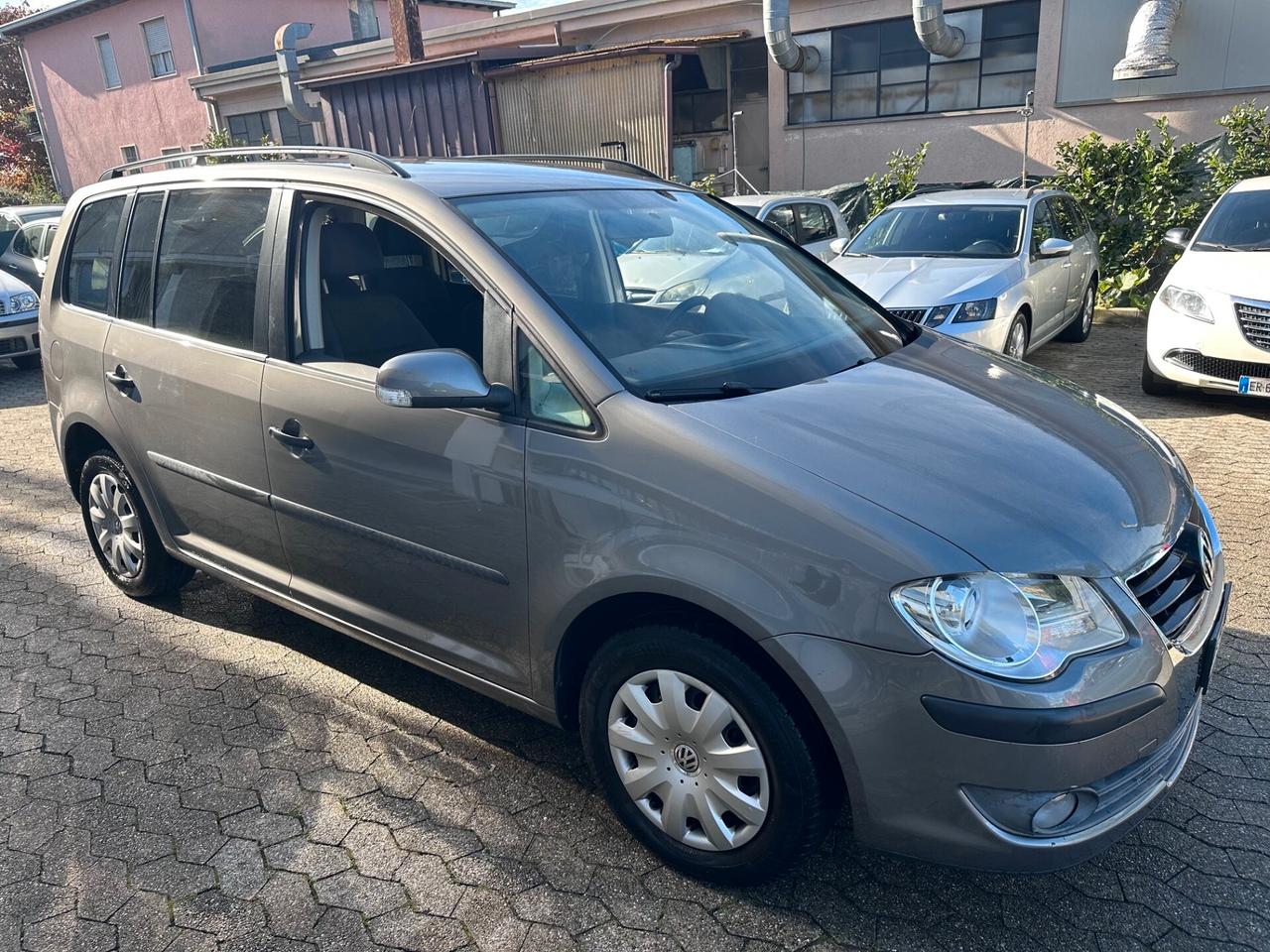 Volkswagen Touran 2.0 Trendline Ecofuel* 7POSTI