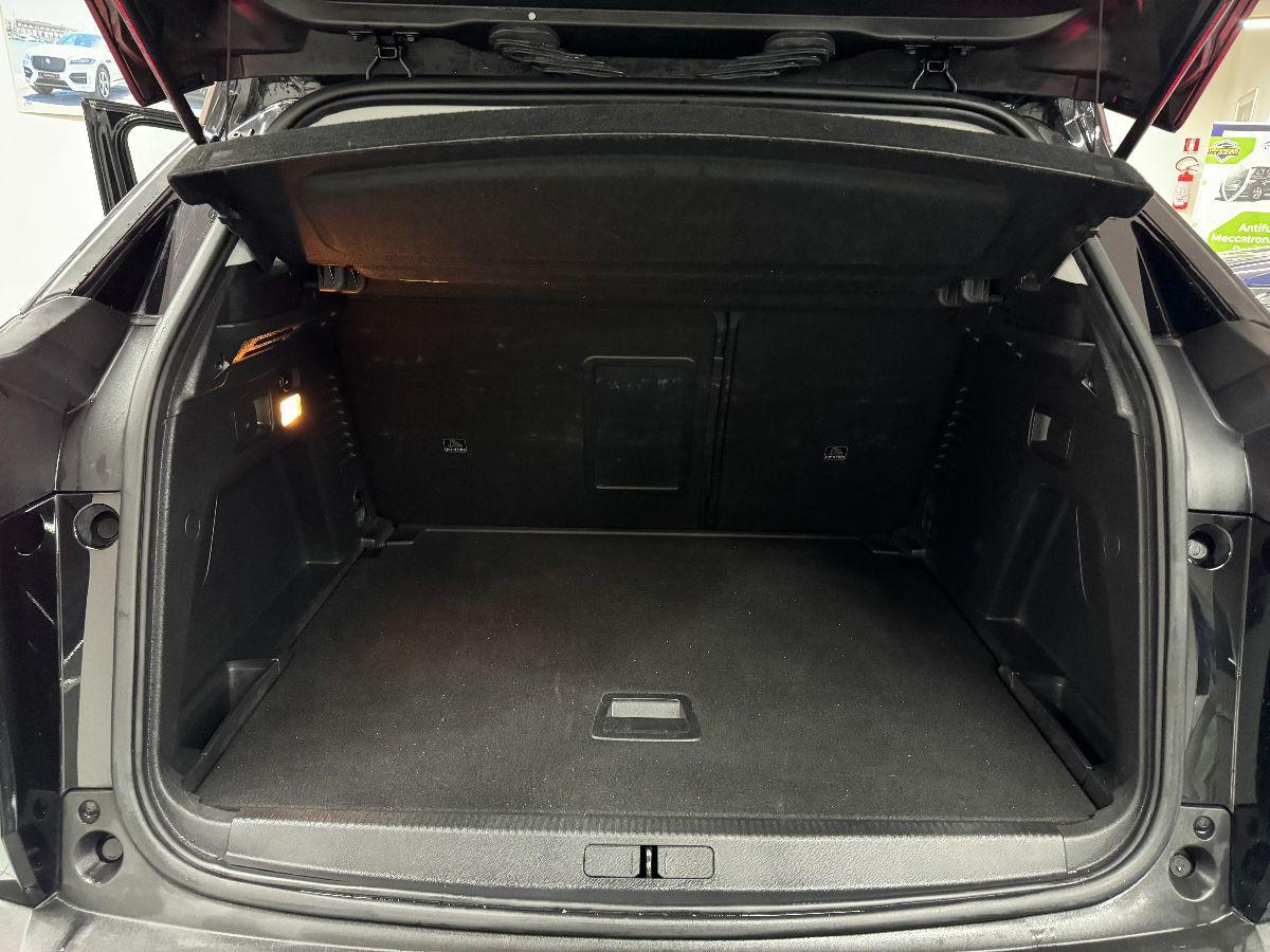 PEUGEOT - 3008 - BlueHDi 120 S&S Business IVA DEDUCIBILE/ RETROCAMERA/ NAVI