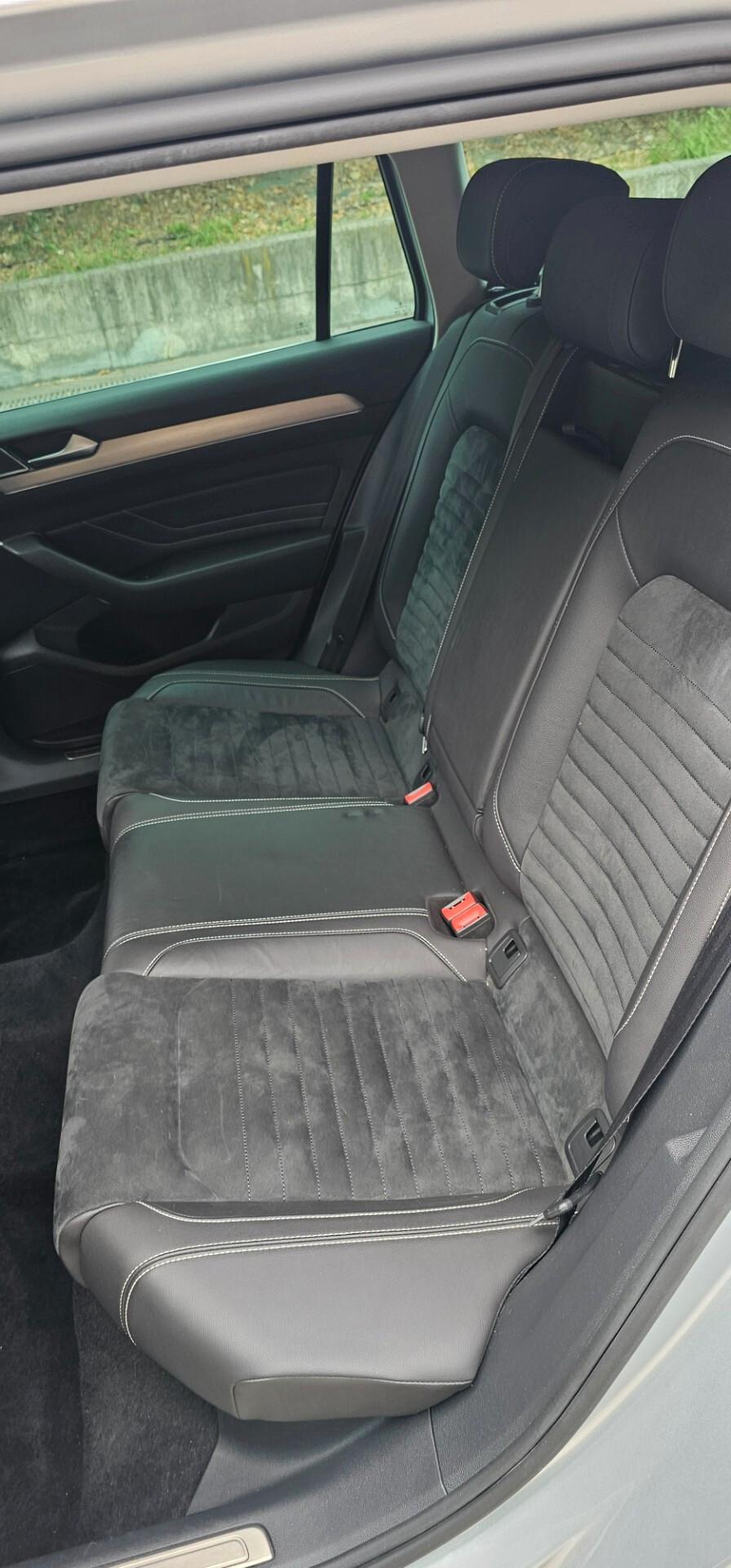 Volkswagen Passat Variant 2.0 TDI SCR EVO DSG Executive