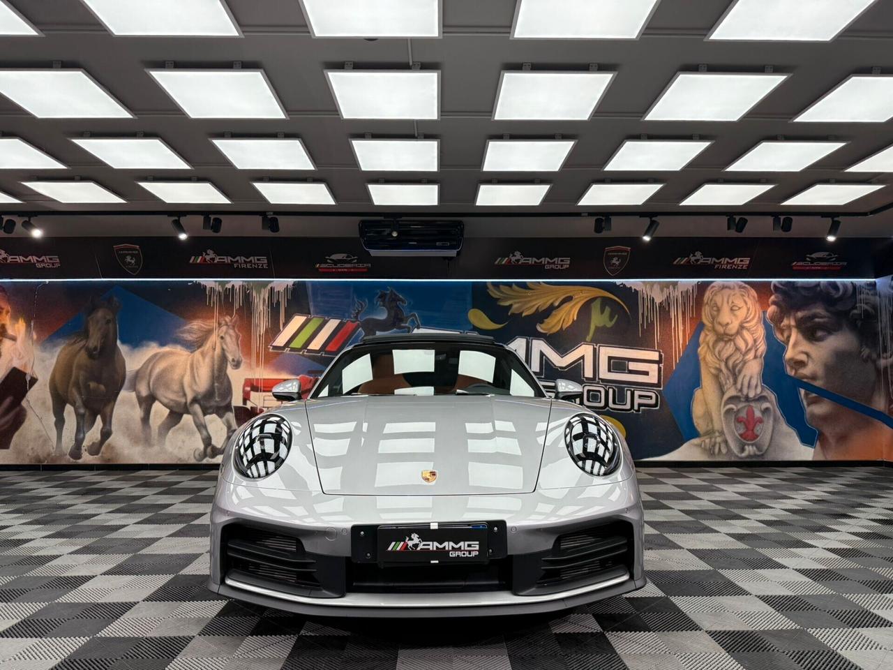 Porsche 911 Carrera (104)