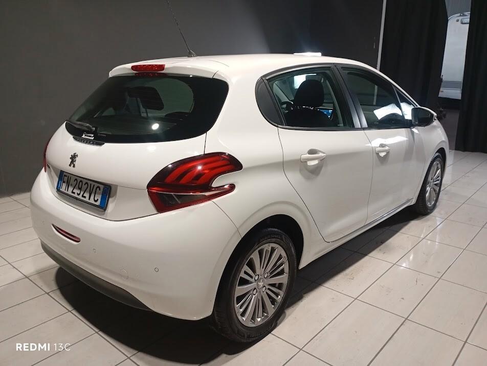 Peugeot 208 del GPL fino al 2028 130.000 km