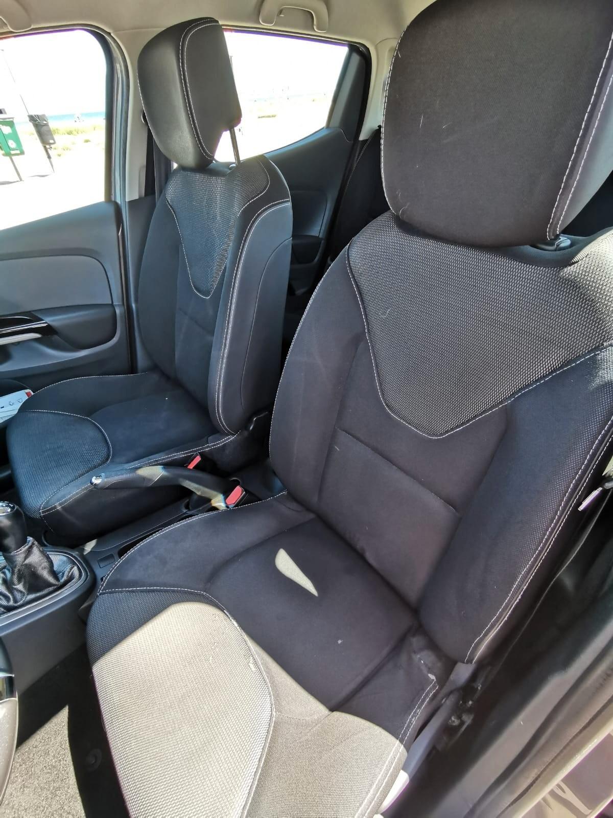 Renault Clio 1.5 dCi 8V 90CV 5P. Costume National