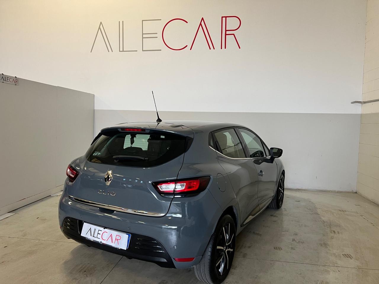 Renault Clio dCi 8V 75 CV 5 porte Moschino Zen