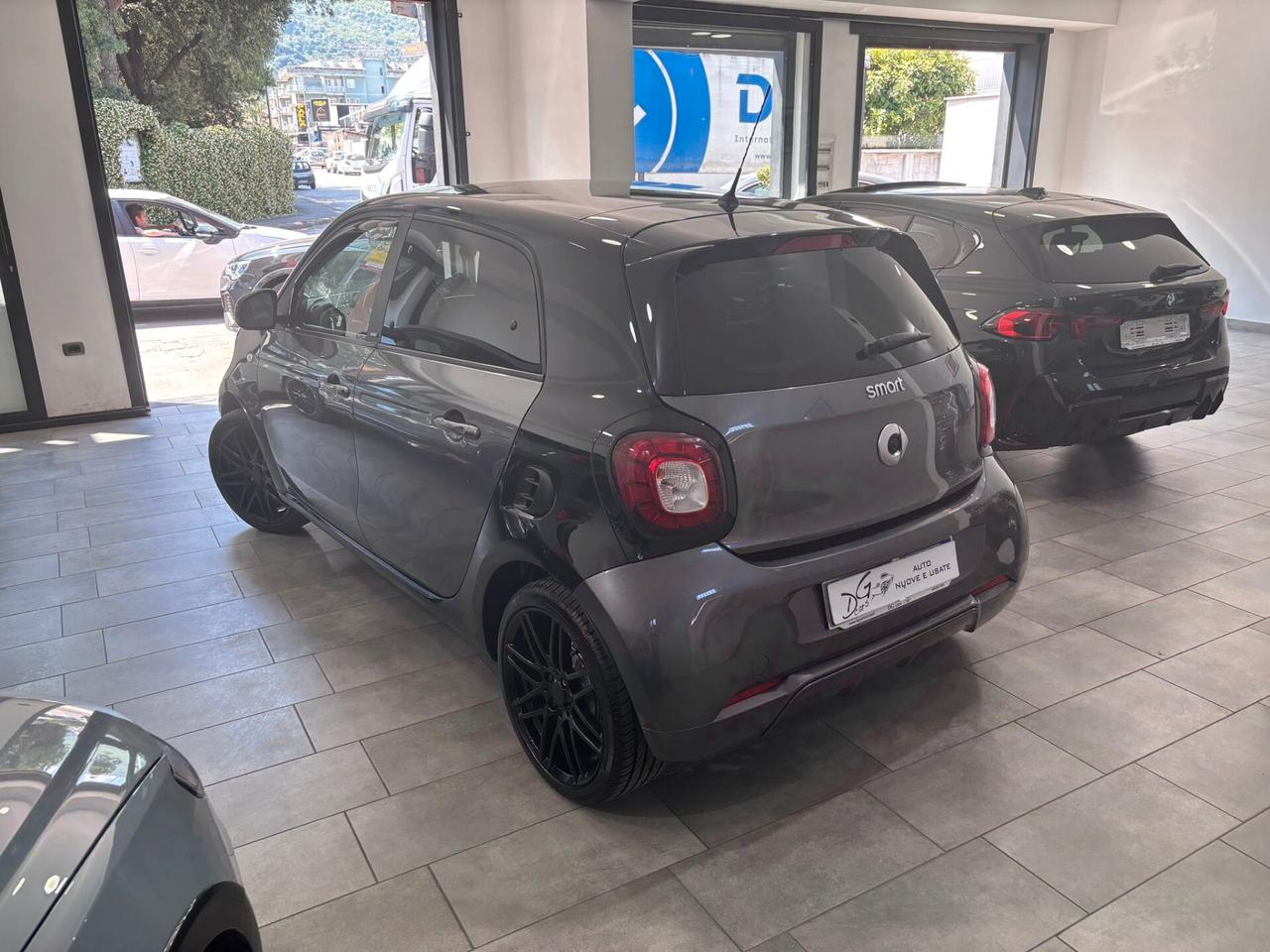 SMART FORFOUR 0.9 TURBO TWINAMIC PRIME BRABUS STYLE