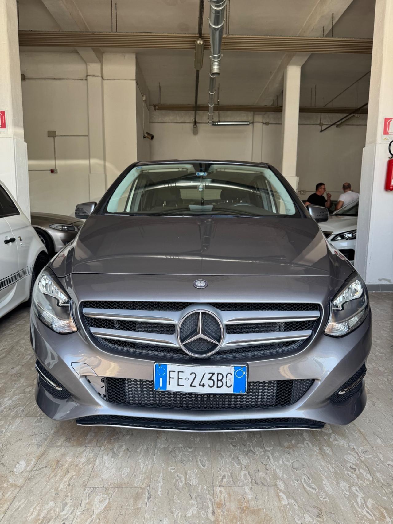 Mercedes-benz B 180 B 180 d Executive