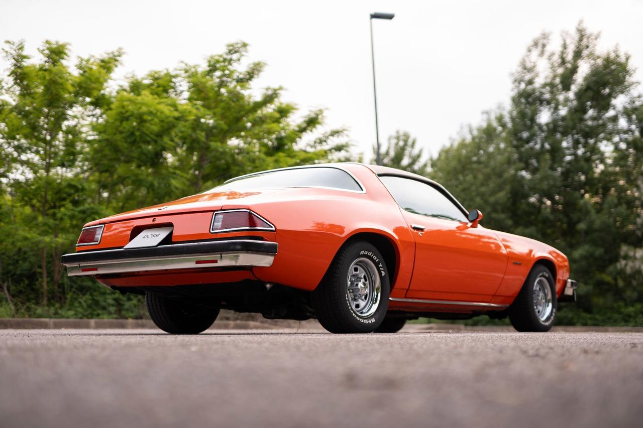 Chevrolet Camaro 5.0 V8 305