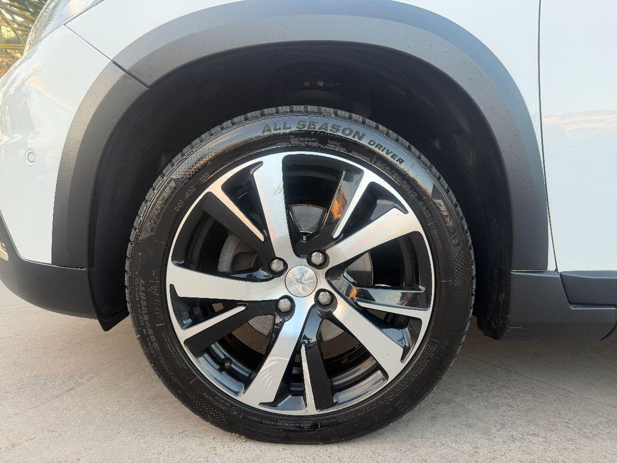 PEUGEOT - 2008 - BlueHDi 120 S&S Allure