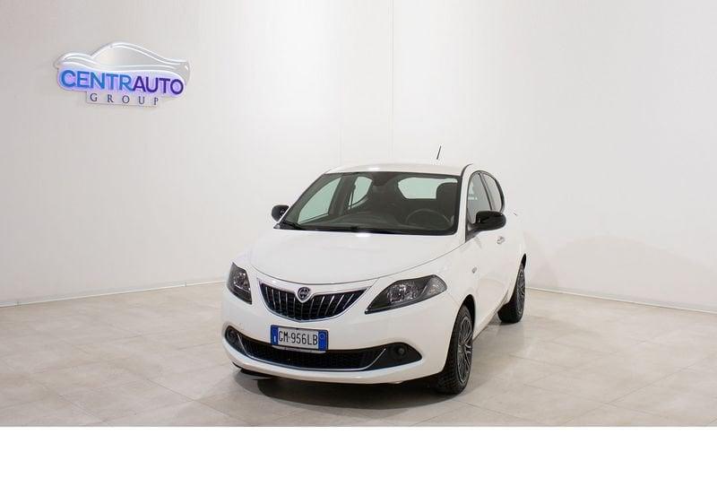 Lancia Ypsilon 1.0 FireFly 70cv Hybrid Gold