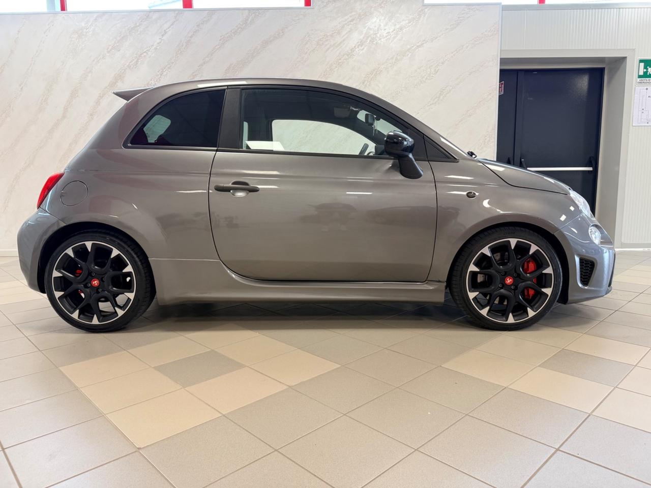 Abarth 595 1.4 Turbo T-Jet 180 CV Competizione
