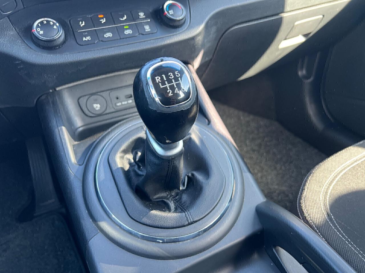 Kia Sportage 1.7 CRDI VGT 2WD Plus