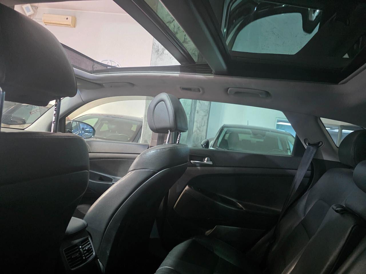 HYUNDAI Tucson 1.7 CRDI XPossible 1 PROPRIETARIO