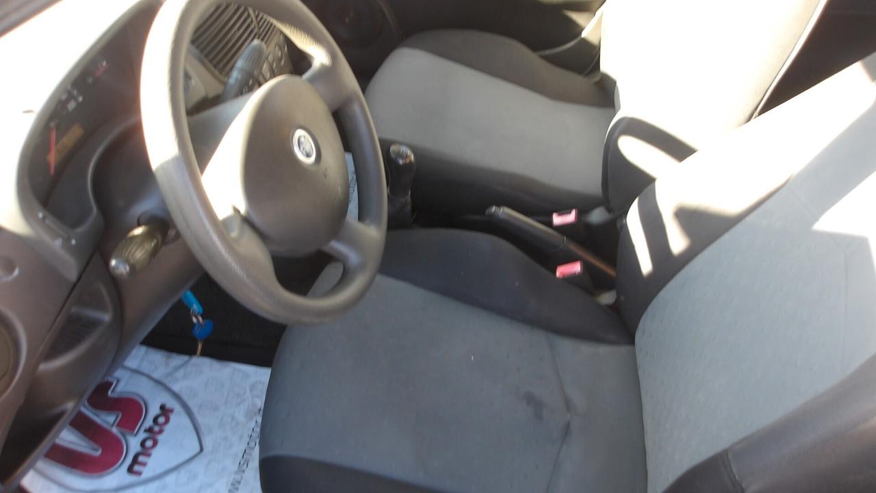 FIAT PUNTO 1.3 MTJ-2005