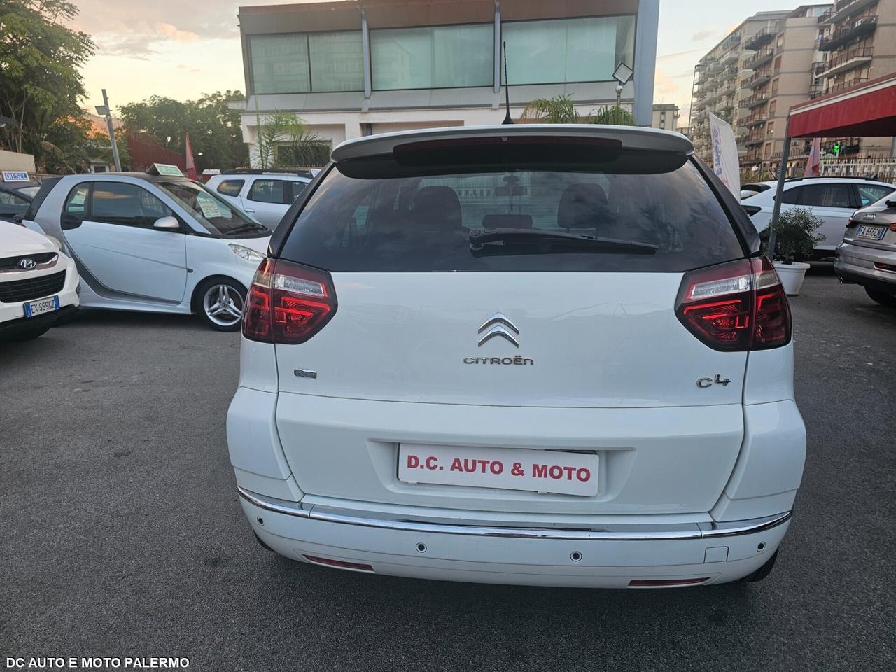 Citroen C4 Picasso 1.6 HDi 112CV..Automatica.2013