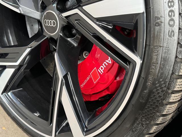 AUDI RS6 Avant 4.0 TFSI V8 quattro tiptronic