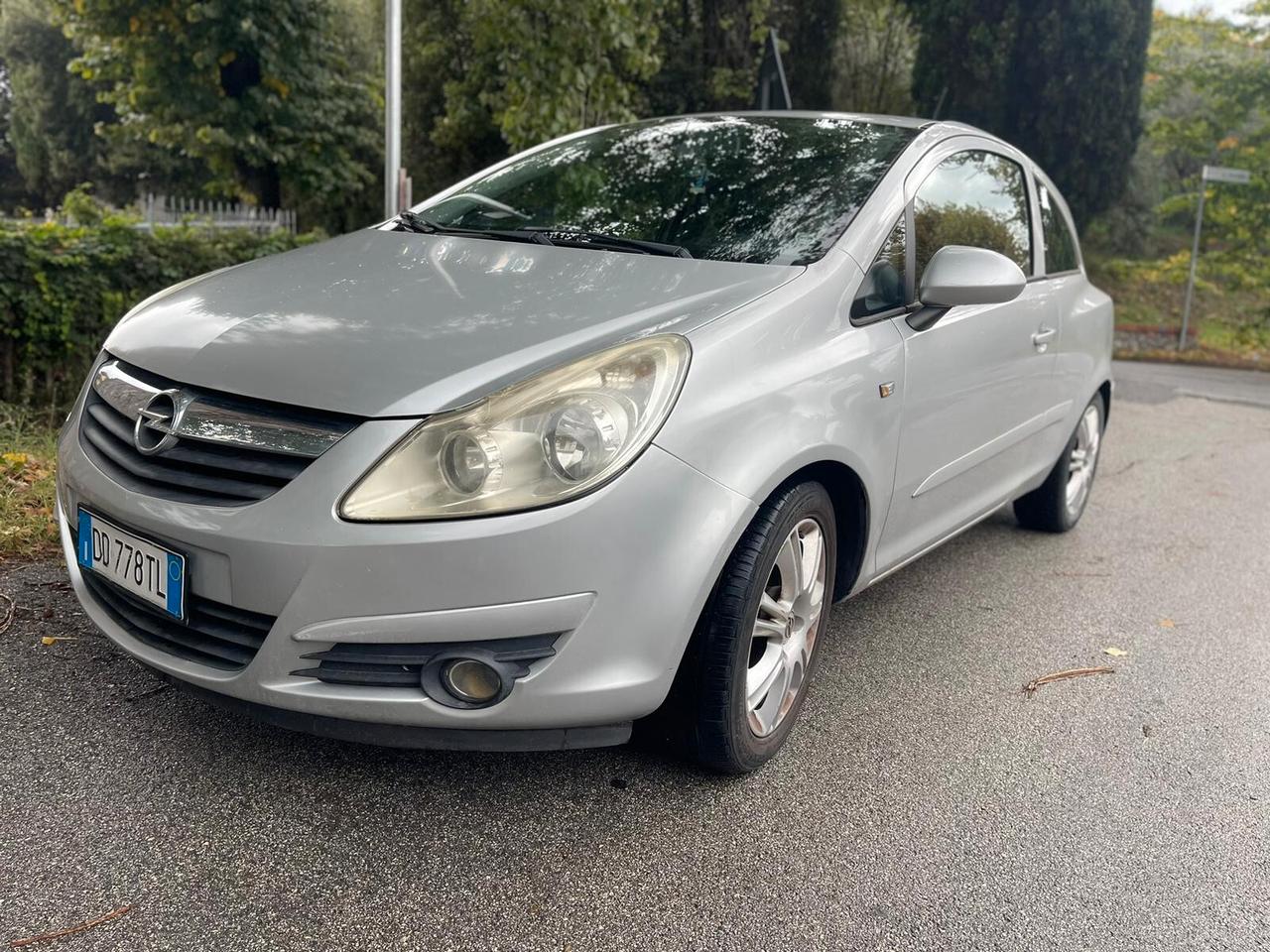 Opel Corsa 1.0 12V 3 porte Club