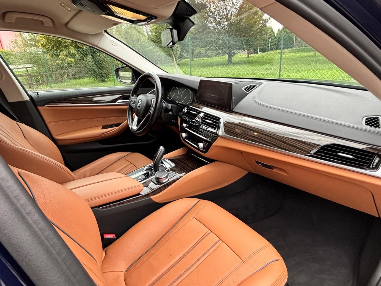 Bmw 520 520d xDrive Luxury