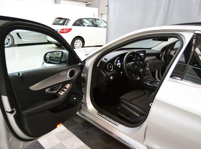 MERCEDES-BENZ C 180 Aut. Sport "Tetto-Pelle-Comand-Led-Tagliandi MB"