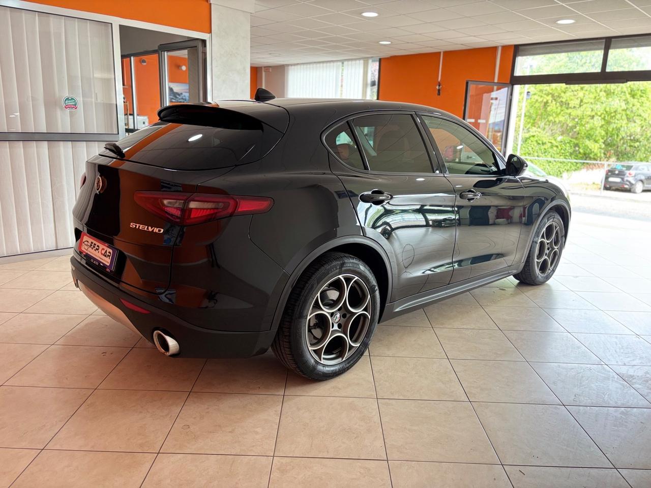 Alfa Romeo Stelvio 2.2 Turbodiesel 160 CV AT8 PERMUTE FINANZIAMENTI