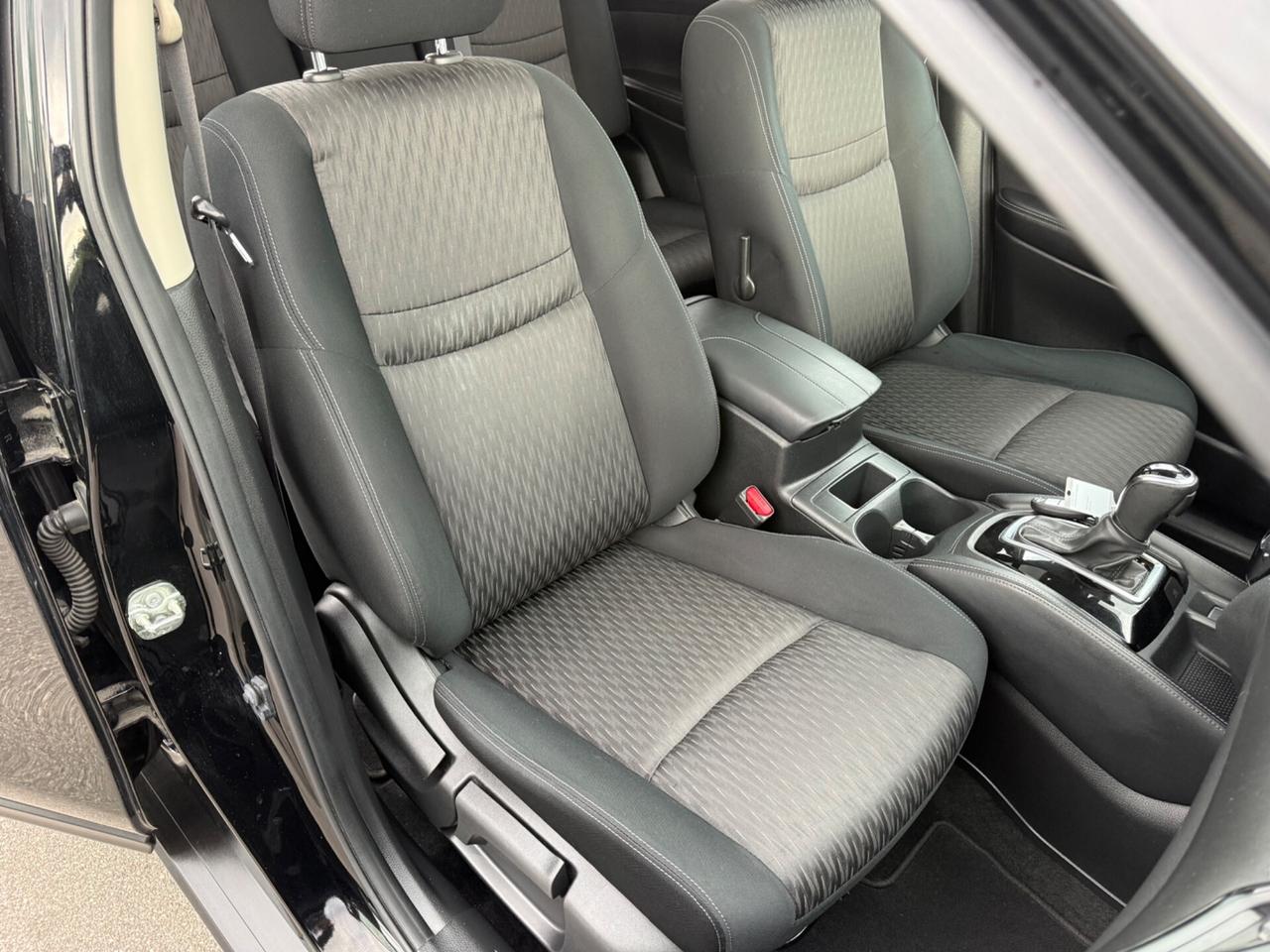 Nissan X-Trail 7 POSTI 1.7 150 CV TETTO APRIBILE X-Tronic N-Connecta