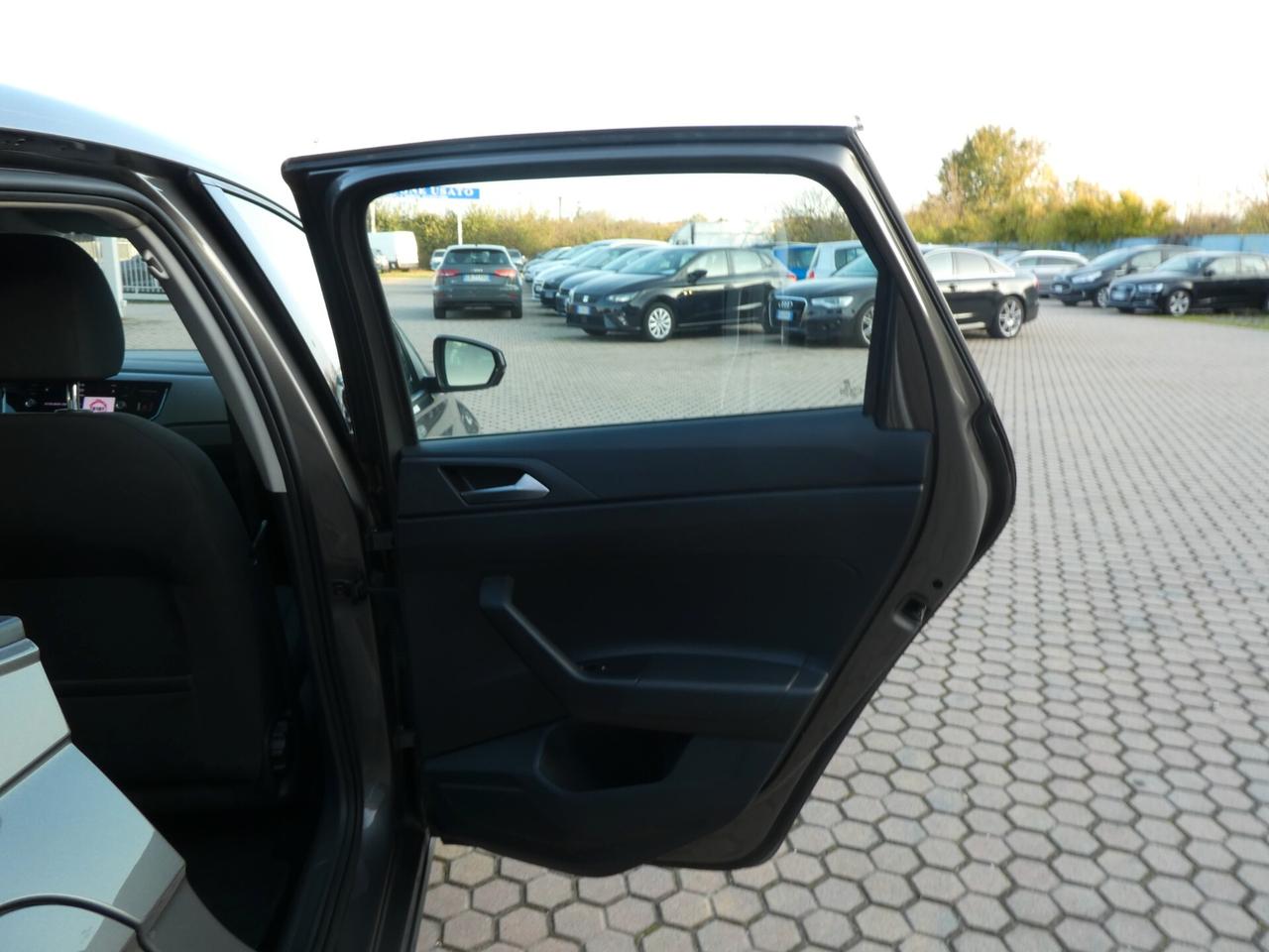 Volkswagen Polo 1.6 TDI 95 CV DSG OK NEOPATENTATI