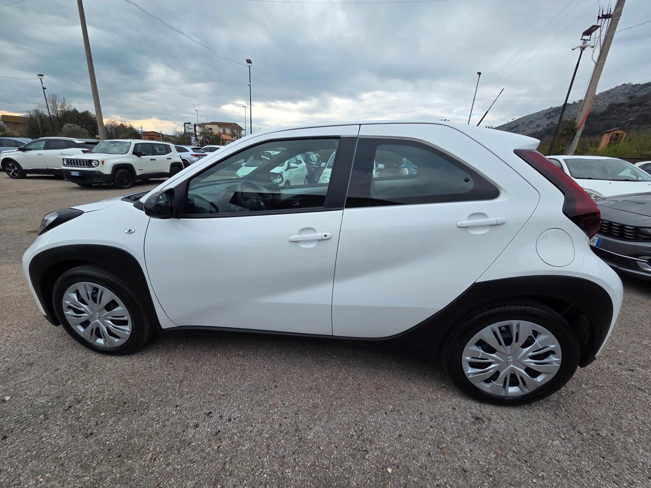 Toyota Aygo X 1.0 VVT-i 72 CV 5 porte Lounge S-CVT