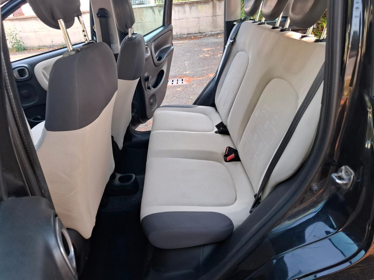Fiat Panda 1.2 Dynamic SOLAMENTE 127.000 KM