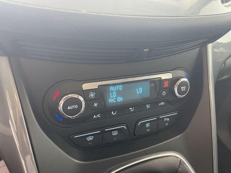 Ford C-Max 1.6 120cv GPL Titanium