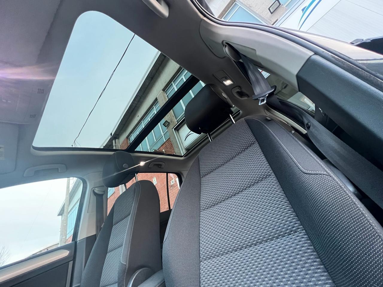 Volkswagen Touran 1.6 TDI 115 CV SCR DSG Highline BlueMotion Tech.