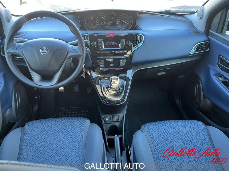 Lancia Ypsilon 1.0 FireFly 70cv Hybrid