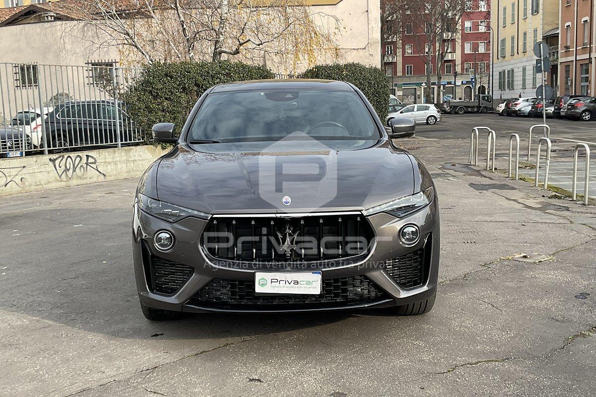 MASERATI Levante V6 Diesel 275 CV AWD Gransport
