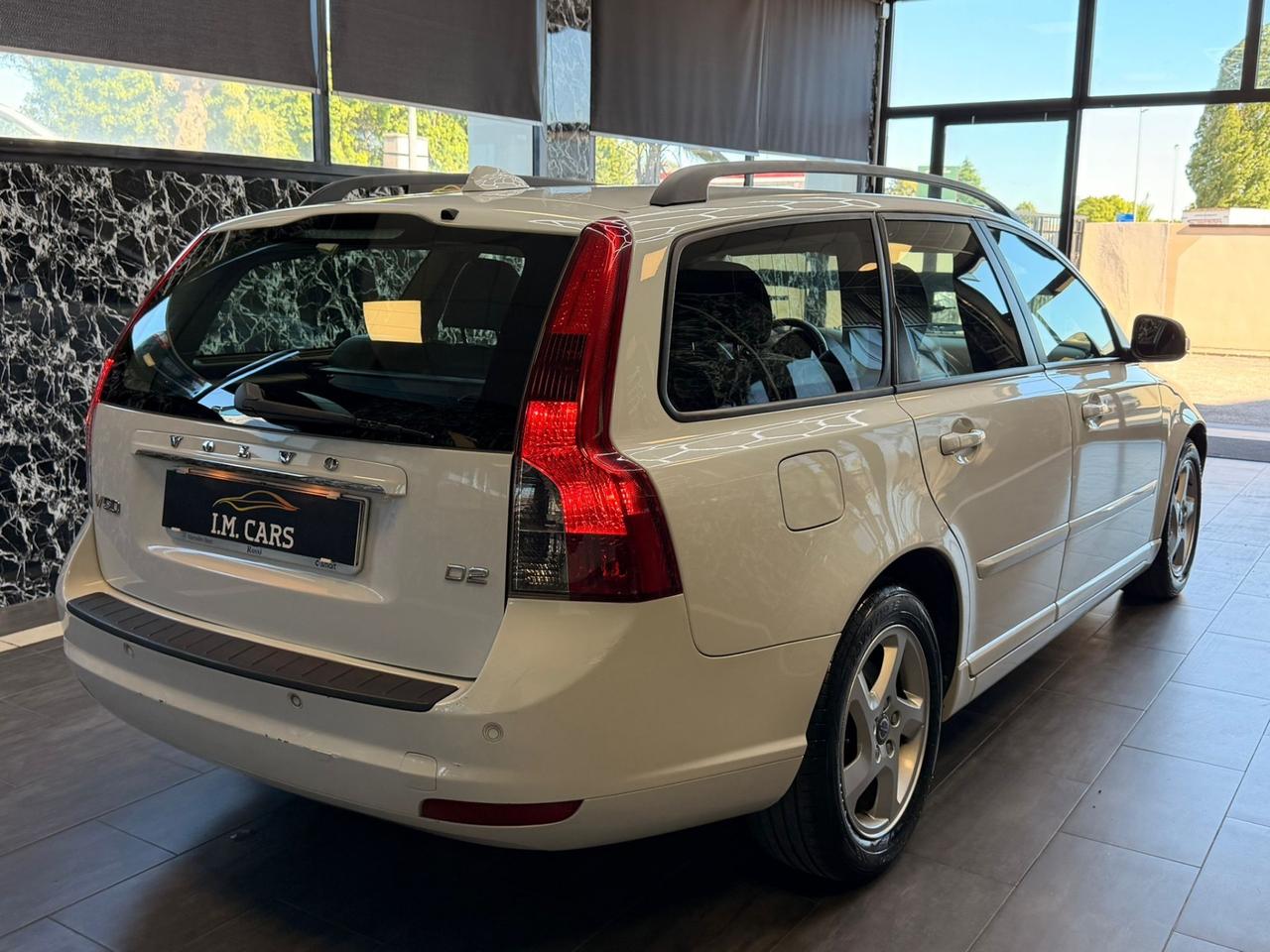 Volvo V50 D2 R-design