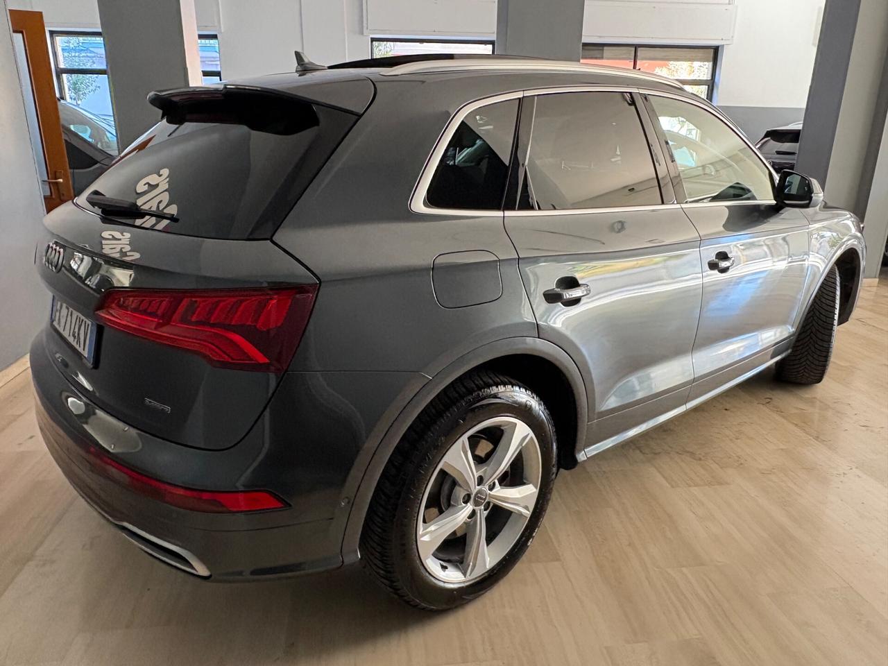 Audi Q5 2.0 190cv S tronic - S Line - TETTO PANORAMICO