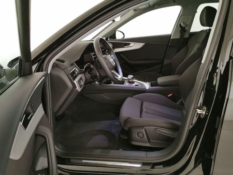 Audi A4 Avant 35 2.0 tdi mhev Business Advanced 163cv s-tronic