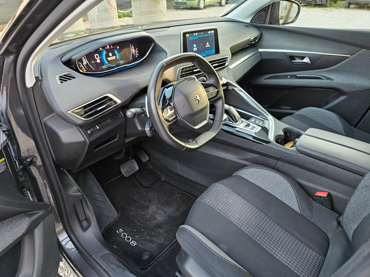 Peugeot 3008 BlueHDi 130 S&S EAT8 Allure Pack