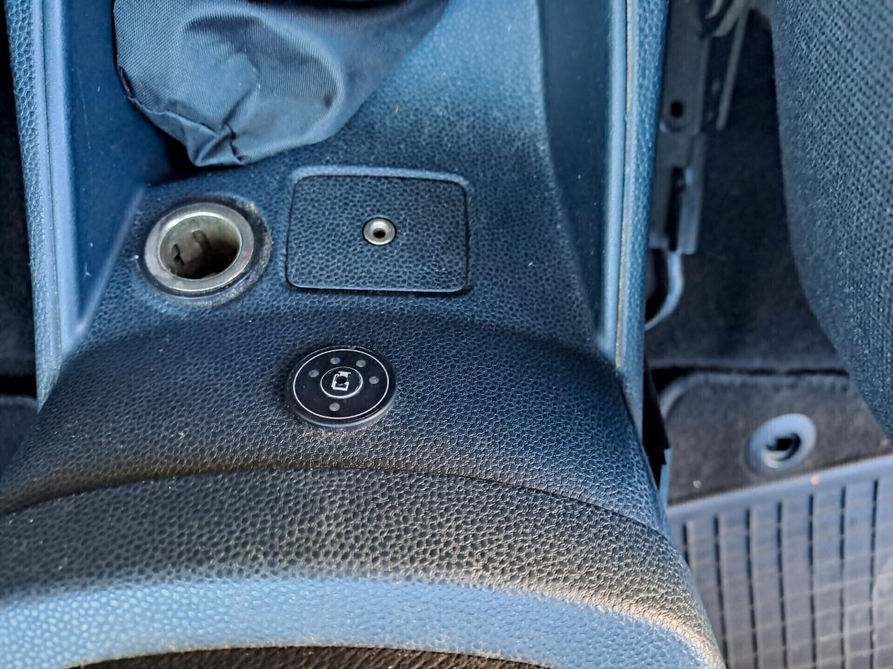 Ford Fiesta 1.4 5 porte Bz.- GPL Titanium