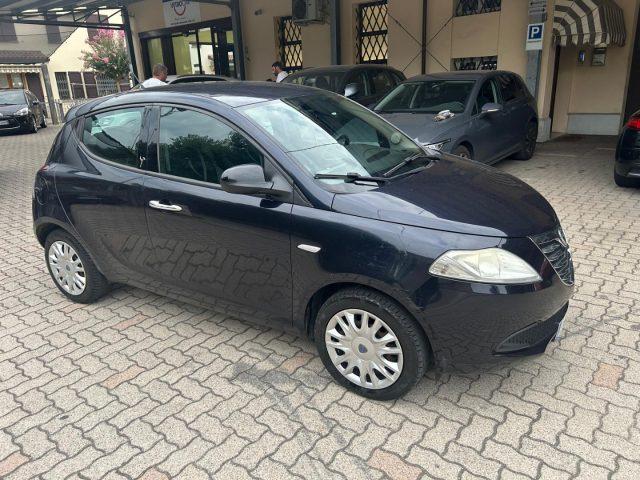 LANCIA Ypsilon 1.2 69 CV 5 porte OK NEOPATENTATI