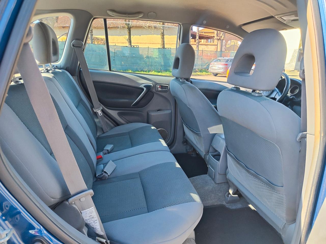 Toyota RAV 2.0 benzina