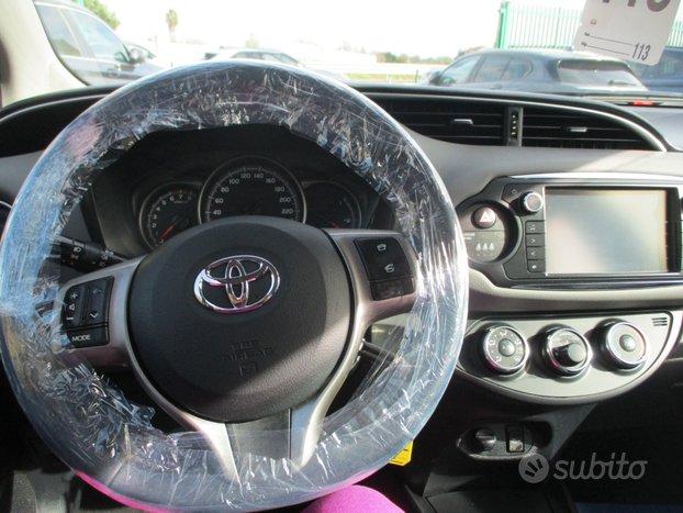 Toyota Yaris 1.0 BENZINA EURO 6B 5 PORTE LOUNGE