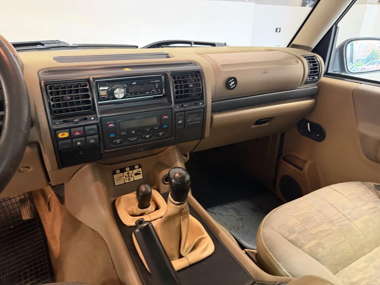 Land Rover Discovery 2.5 td5 AUTOCARRO 2 POSTI OTTIMA BASE PER CAMPER