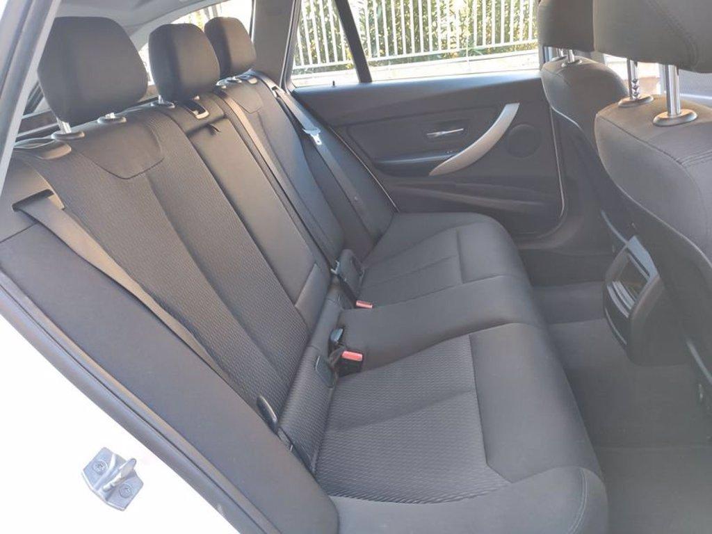 BMW 320d touring business advantage del 2017