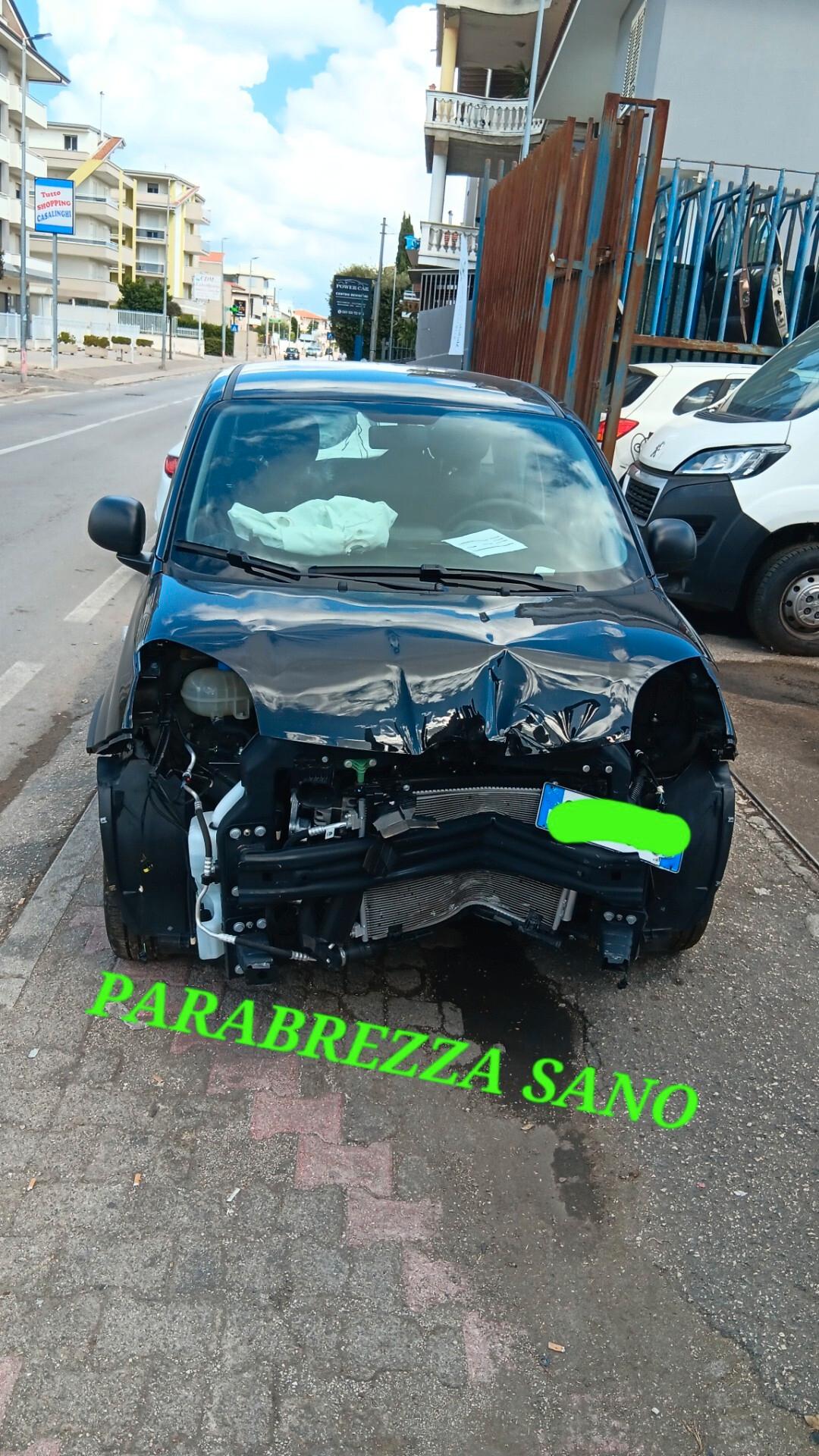Fiat New Panda incidentata sinistrata mondialcars 024