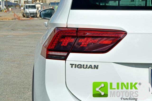 VOLKSWAGEN Tiguan 2.0 R-Line UniPro 150 cv Automatica
