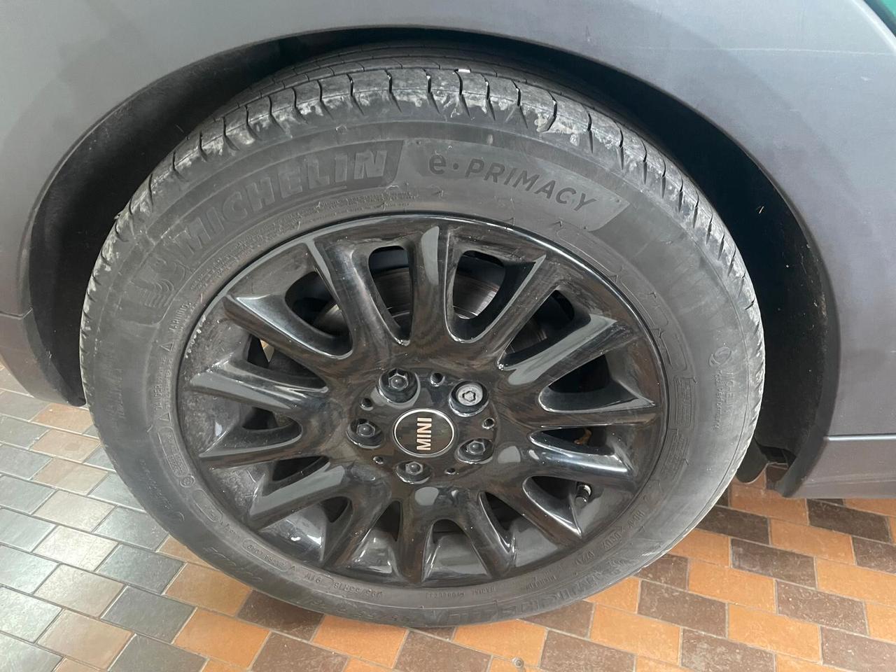 Mini 1.5 One D Business