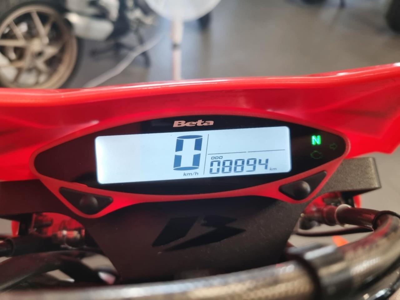 BETA RR 125 4 T- 2023- 8894 KM