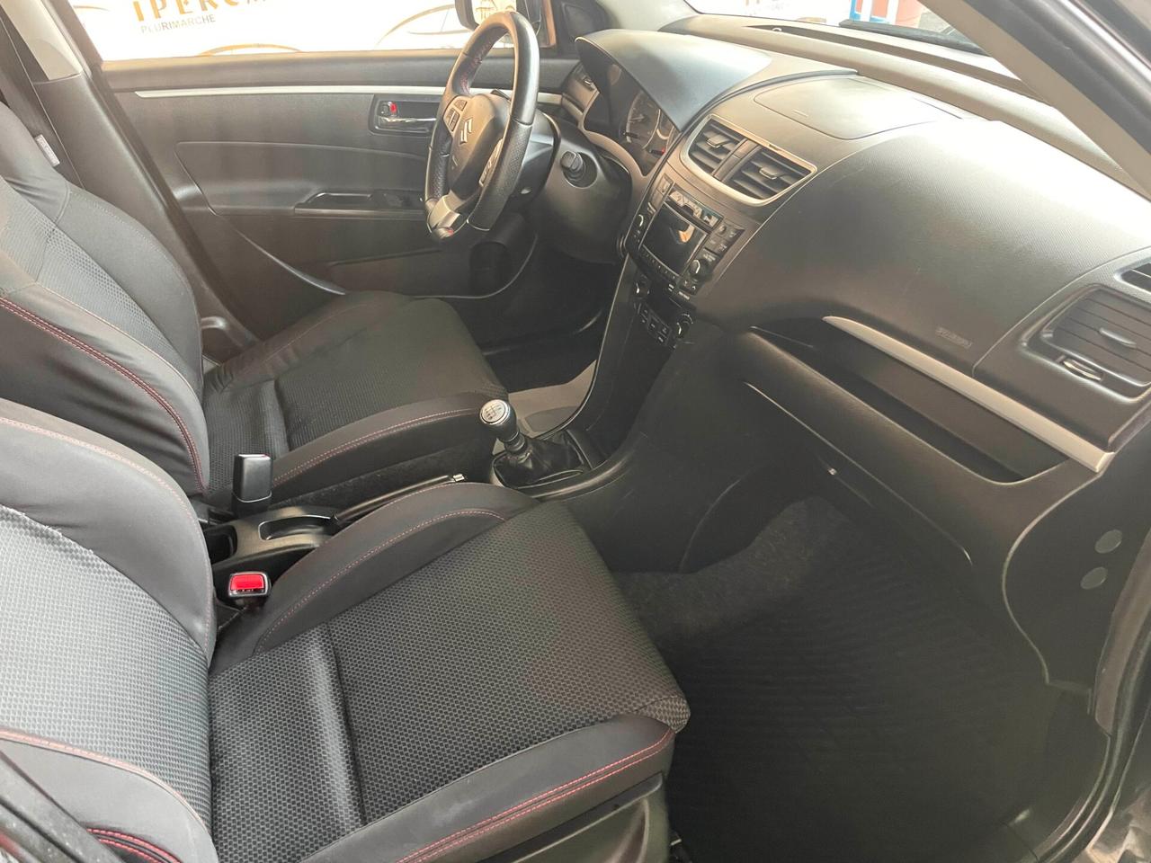 Suzuki Swift 1.6 VVT 5 porte Sport