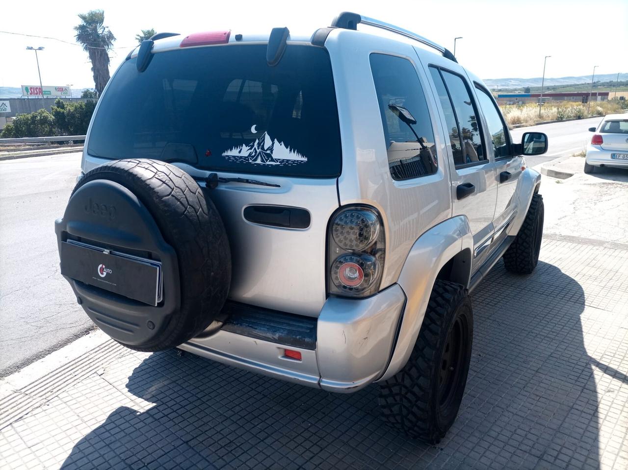 Jeep Cherokee 2.8 CRD