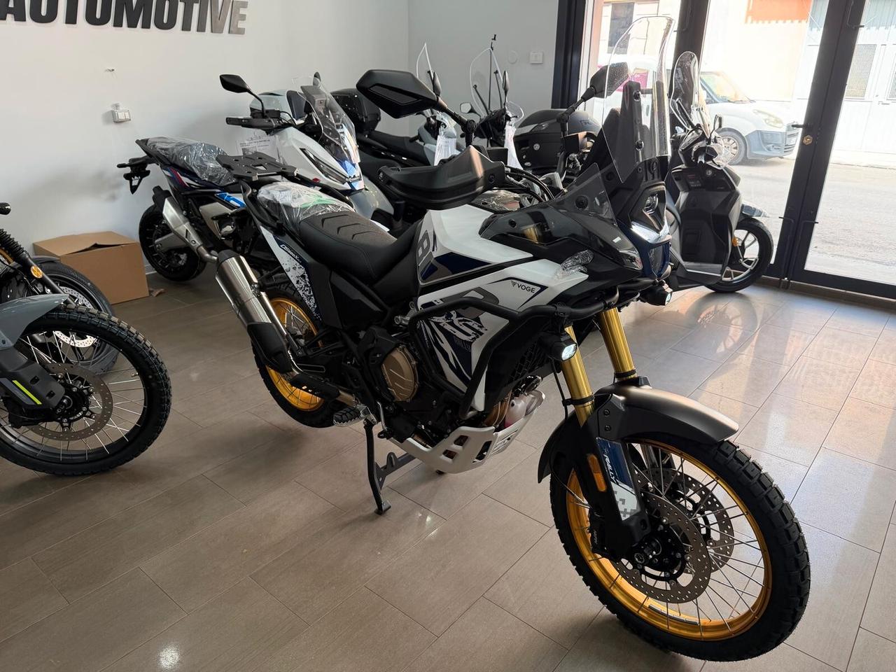 Voge Valico 800 glacier white a rate da 85 al mese