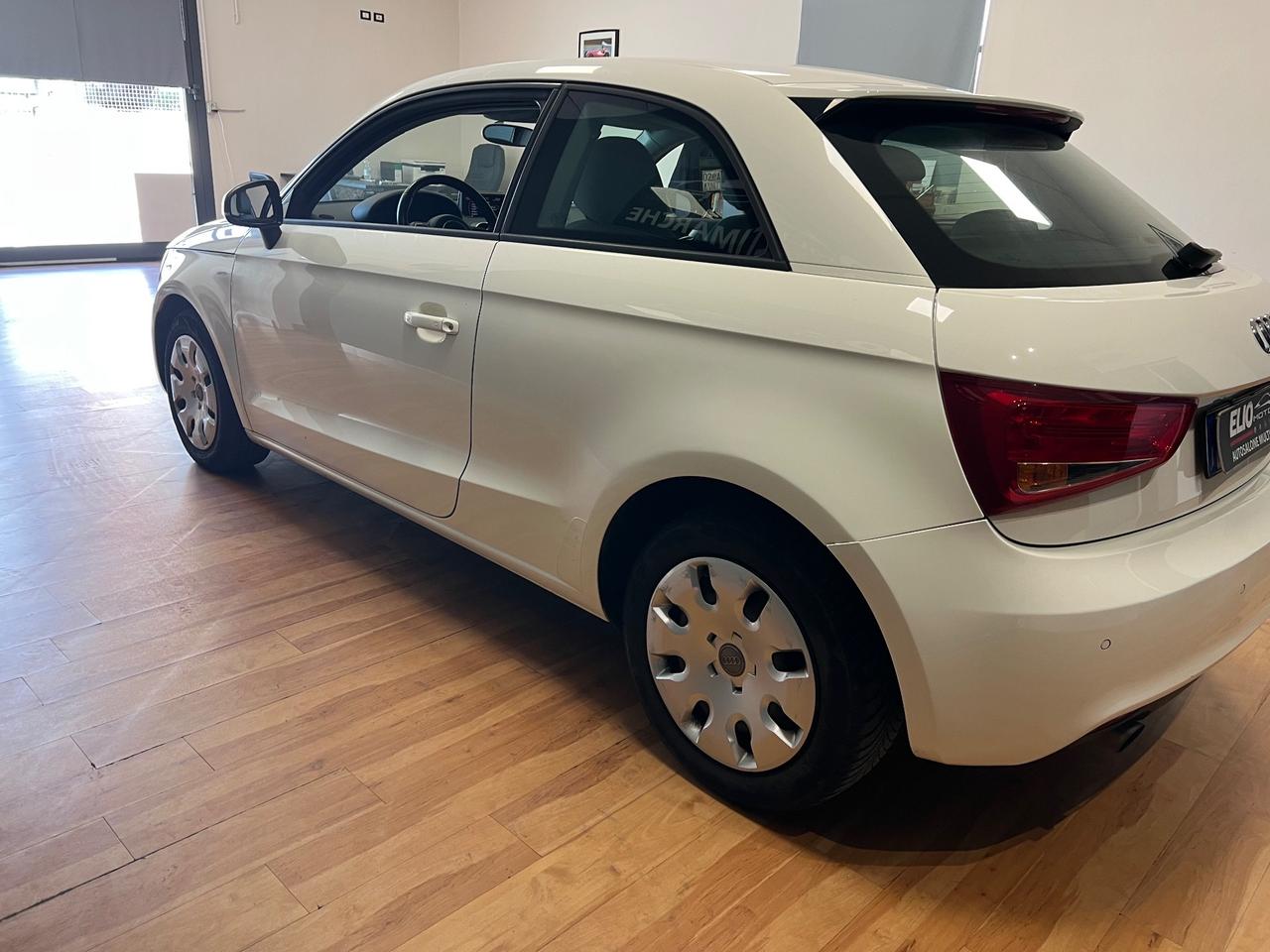Audi A1 1.6 TDI S line edition plus