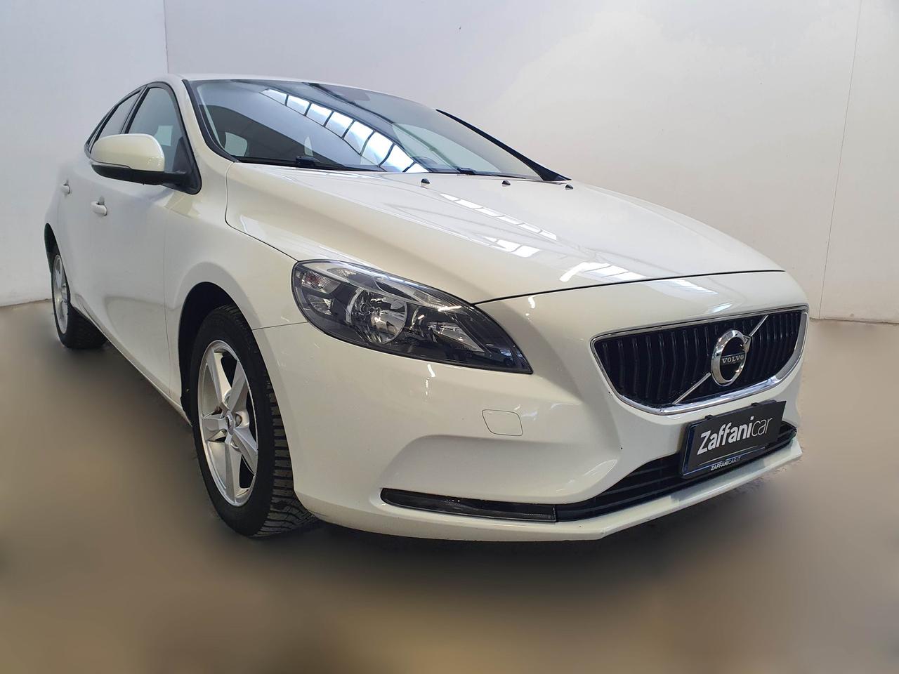 VOLVO V40 (2012-2020) - V40 D2 Geartronic Business