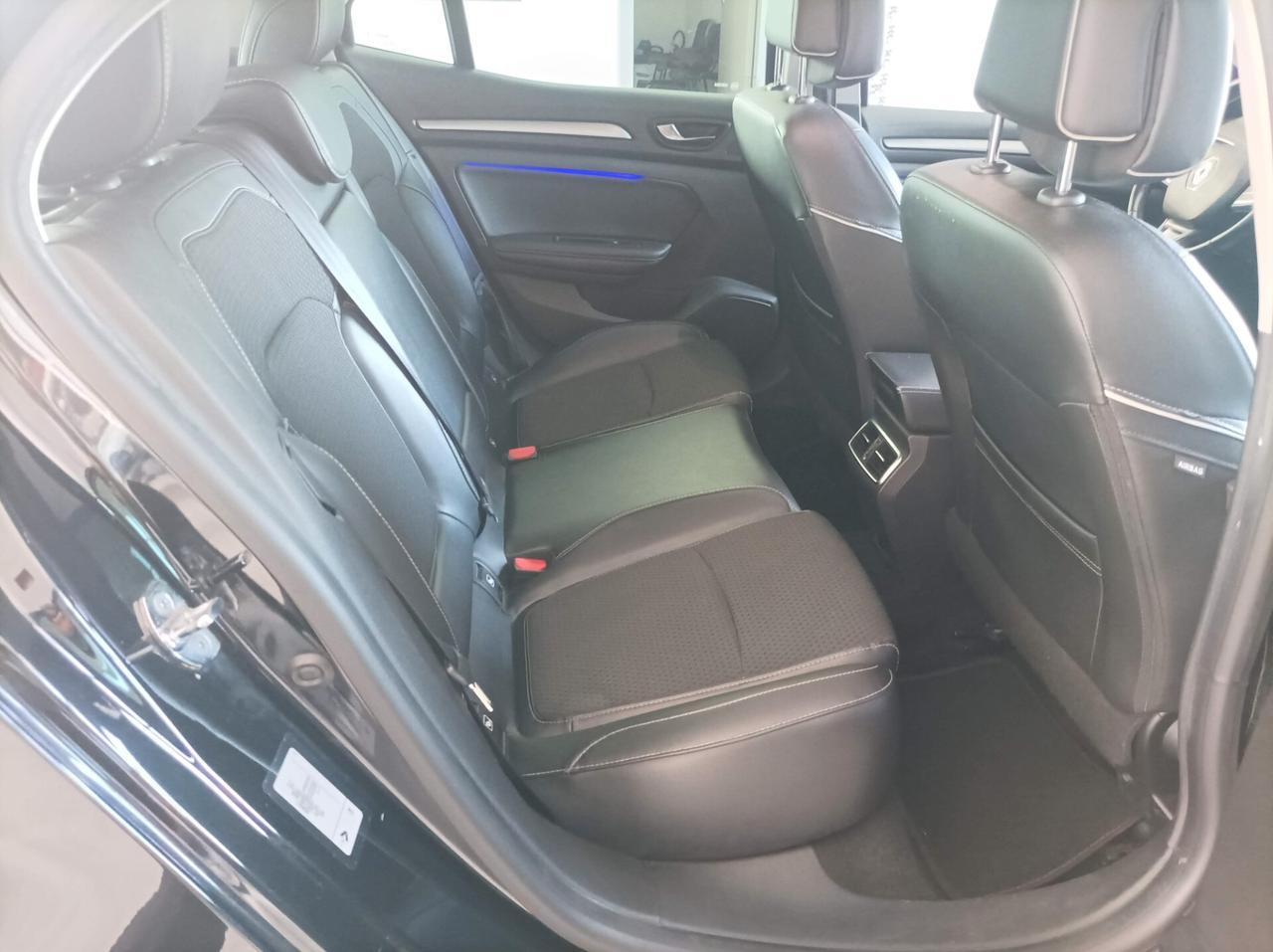 Renault Mégane dCi 8V 110 CV EDC Energy Intens